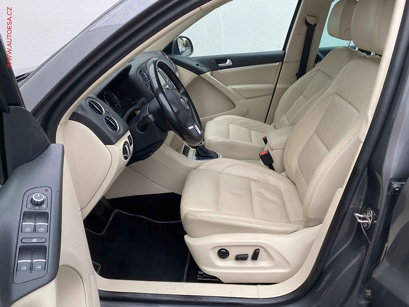 Volkswagen Tiguan (2014) 2.0TDi 4x4, Sport, DSG - fotka 9 z 17