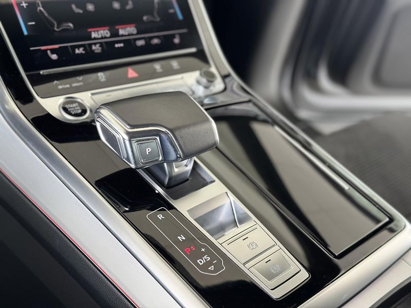 Audi Q7 50TDI Q*S-LINE*Matrix*Vzduch - fotka 29 z 44