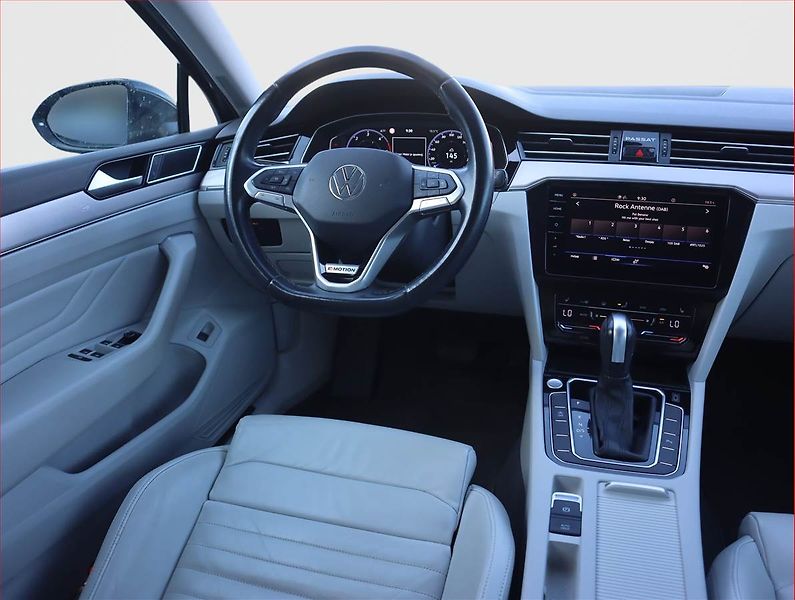 Volkswagen Passat (2021) 2.0 TDI - fotka 7 z 23