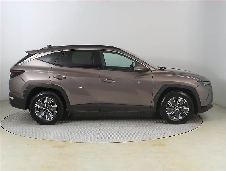 Hyundai Tucson (2020) 1.6 CRDi, Serv.kniha, Navi - fotka 6 z 21