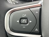 Volvo XC60 2,0 184 kW 8AT FWD CORE  B5 - náhled 19