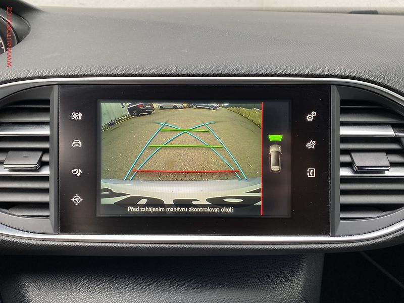 Peugeot 308 (2016) 2.0 HDi SW, GT, +ALU, AT - fotka 18 z 19
