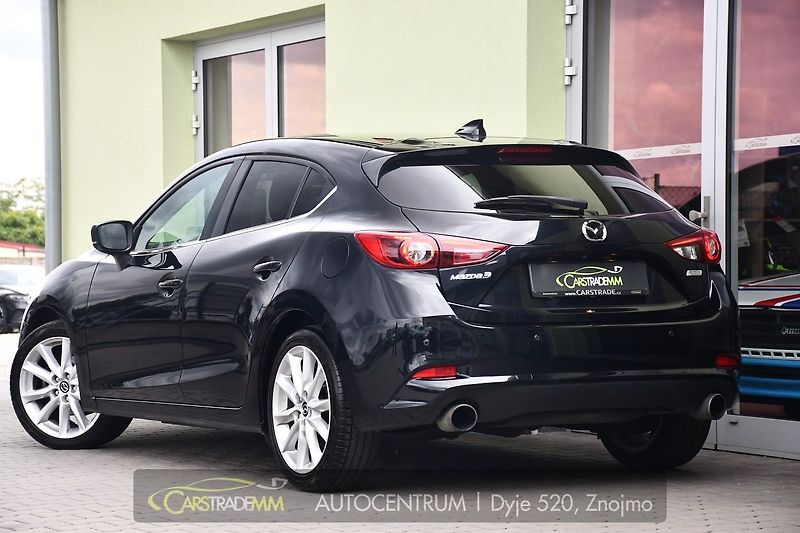 Mazda 3 2.0 SkyActiv-G120 REVOLUTION - fotka 3 z 52