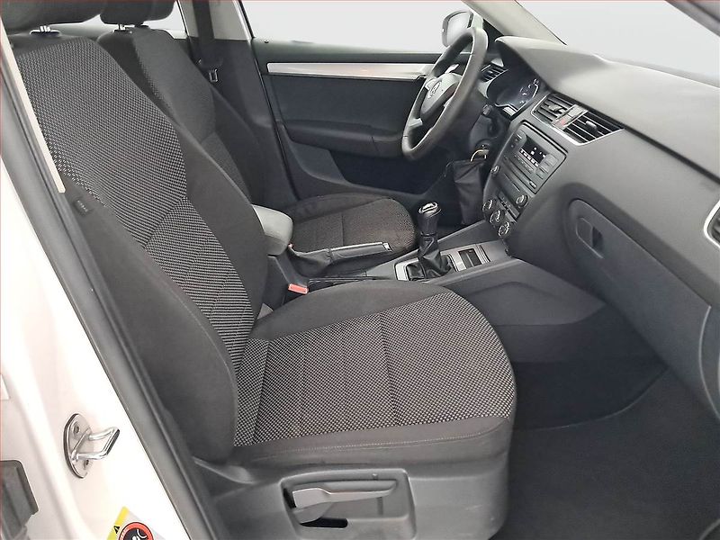 Škoda Octavia (2013) 1.2 TSI - fotka 9 z 16
