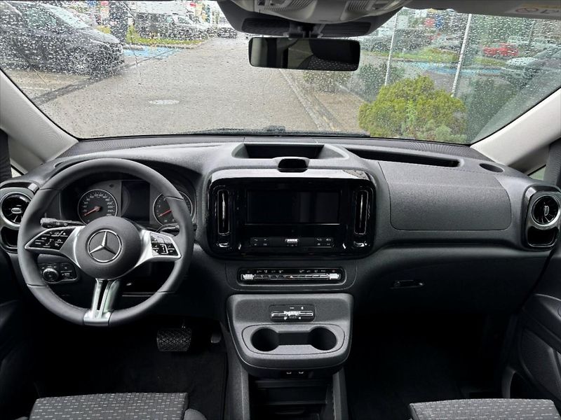 Mercedes-Benz Vito (2026) 2,0 119 CDI / Tourer Select / - fotka 4 z 7