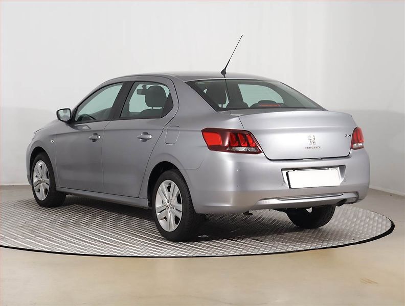 Peugeot 301 (2019) 1.6 VTi, Automat, Serv.kniha - fotka 4 z 19