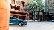 Audi E-Tron při testech v Dubaji