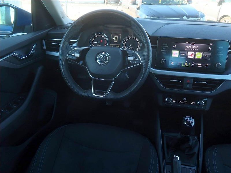 Škoda Kamiq (2023) Ambition 1.5 TSI - fotka 7 z 20