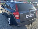 Kia Ceed (2008) 1.4i, AC, tažné - náhled 6