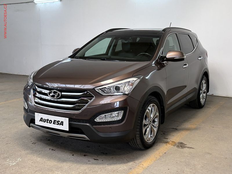 Hyundai Santa Fe (2015) 2.2CRDi 4x4, ČR, AT - fotka 3 z 20