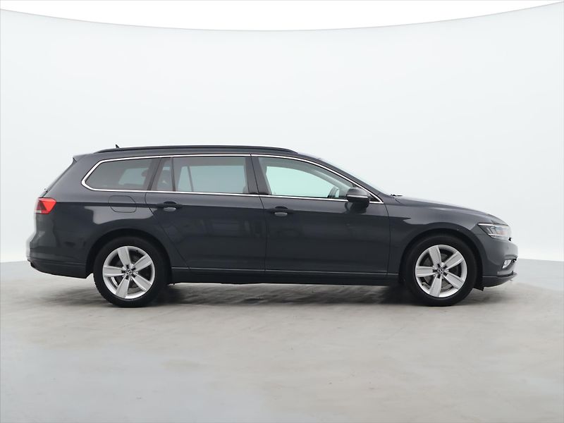 Volkswagen Passat 2,0 TDI 110kW Business Combi - fotka 8 z 30