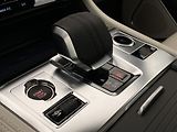 Jaguar F-Pace P250 SE R-DYNAMIC AWD AUT  - náhled 27