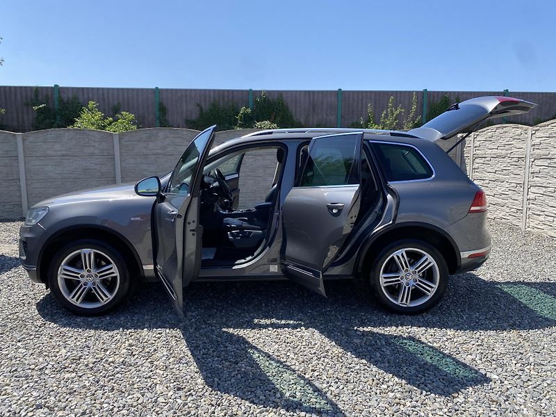 Volkswagen Touareg 3.0TDi 4x4 FL 2017 ELEGANCE 1A - fotka 144 z 176