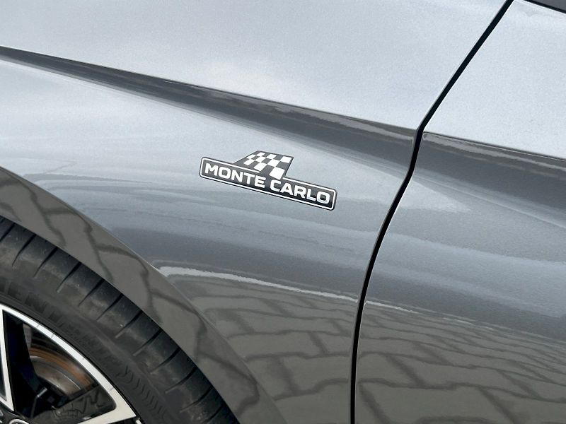 Škoda Fabia (2025) Monte Carlo 1.0 TSI 85 kW 6°ma - fotka 12 z 33