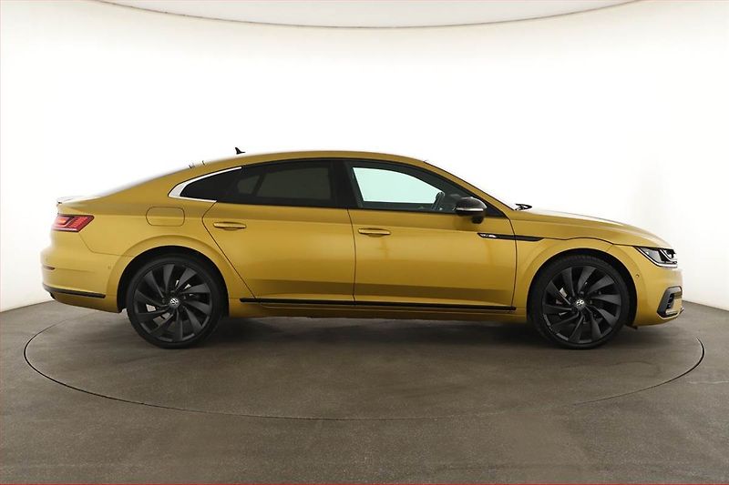Volkswagen Arteon (2018) 2.0 TDI 4Motion - fotka 6 z 20