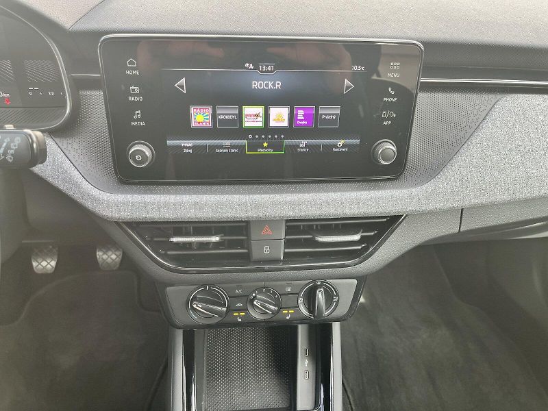Škoda Kamiq (2025) 1,0TSI 85KW SELECTION - fotka 20 z 21