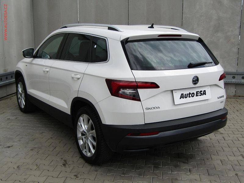 Škoda Karoq (2019) 1.5 TSi 4x4, Soleil, DSG, LED - fotka 6 z 20