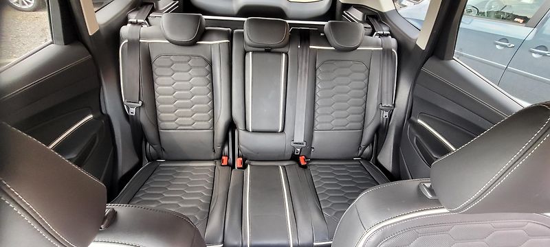 Ford Kuga (2017) 2,0TDCi 132kW DSG 4×4 Vignale  - fotka 18 z 52