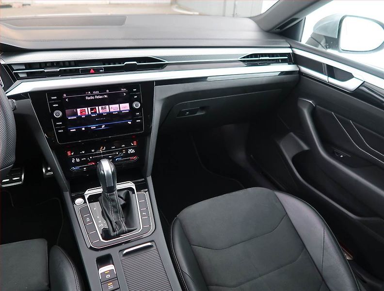 Volkswagen Arteon (2023) R-line 2.0 TDI - fotka 8 z 24
