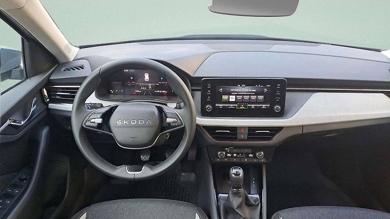 Škoda Kamiq Top Selection 1,0 TSI/85 kW 6M - fotka 14 z 16