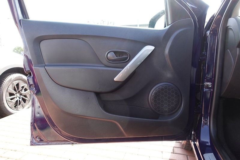 Dacia Logan 0.9 TCe 66 kW S&S MCV Arctica - fotka 7 z 27