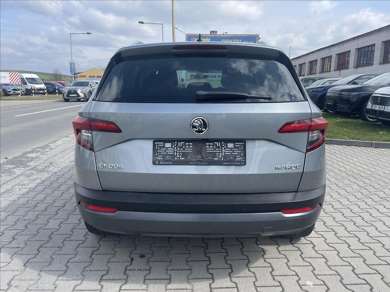 Škoda Karoq 1,5 TSI  Style+ DSG CZ  2x alu - fotka 5 z 11