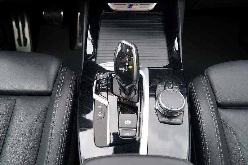 BMW X3 M40i xDrive/LED/21/355 PS - fotka 38 z 46
