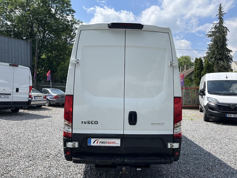 Iveco Daily (2021) 2.3D 35S16H 6MIST ČR MAXI  - fotka 4 z 17