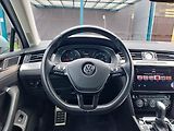Volkswagen Passat (2018) Highline 2.0 TDI, Automat - náhled 17