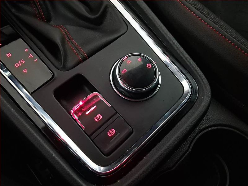 Seat Ateca (2018) FR 1.5 TSI, Automat, Kůže - fotka 22 z 23