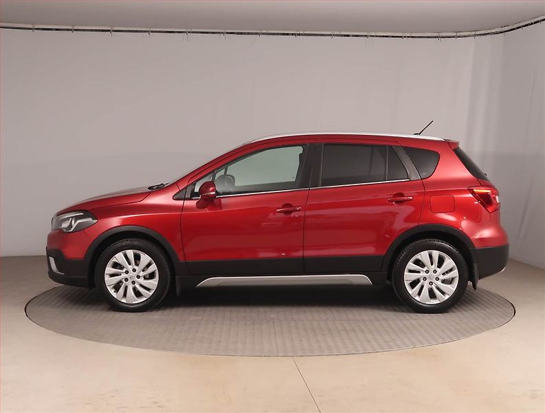 Suzuki SX4 S-Cross (2018) 1.4 BoosterJet, ČR,1.maj - fotka 3 z 18