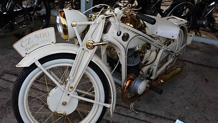 Motocykl ČZ 