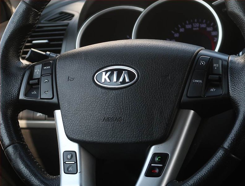 Kia Sorento (2011) 2.2 CRDi, Automat, Serv.kniha - fotka 20 z 20
