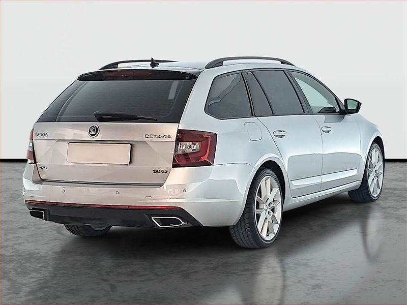 Škoda Octavia (2017) RS 2.0 TDI 4x4 DSG, 4X4 - fotka 5 z 22