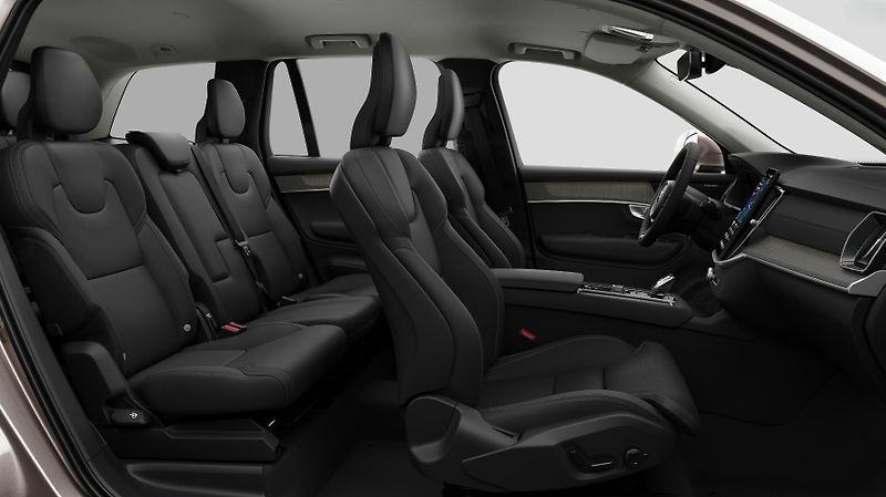 Volvo XC90 (2026) B5 AWD PLUS BRIGHT - fotka 10 z 13