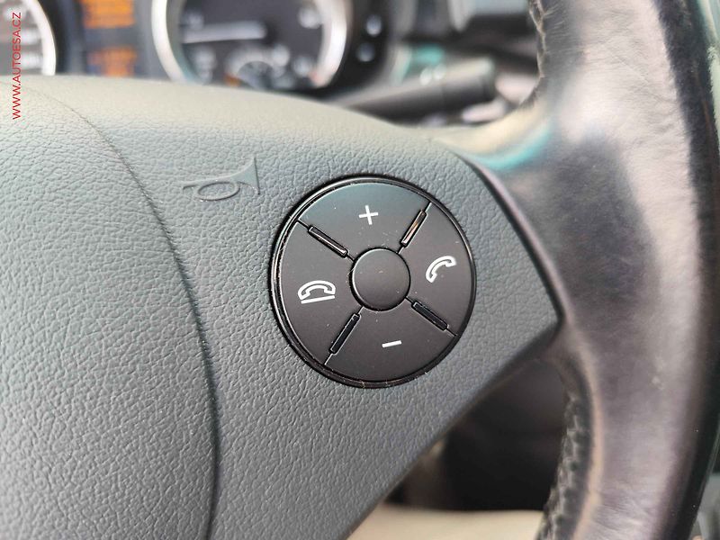 Mercedes-Benz Viano (2012) 3.0CDi V6 L2, Ambiente, AT - fotka 23 z 34