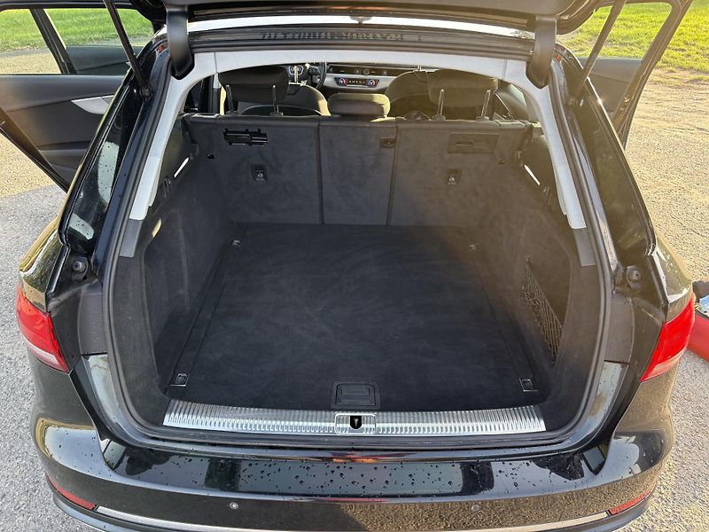 Audi A4 (2019) 40TDI, quattro, webasto - fotka 13 z 17
