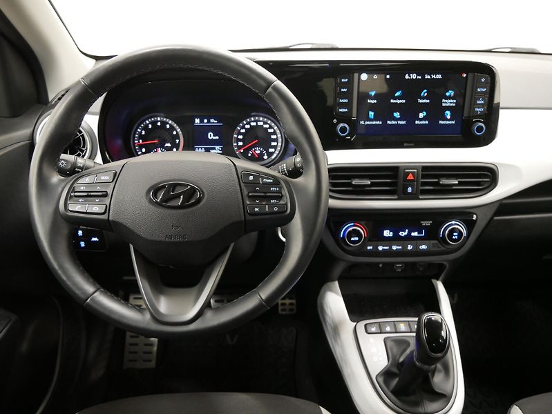 Hyundai i10 - fotka 17 z 26