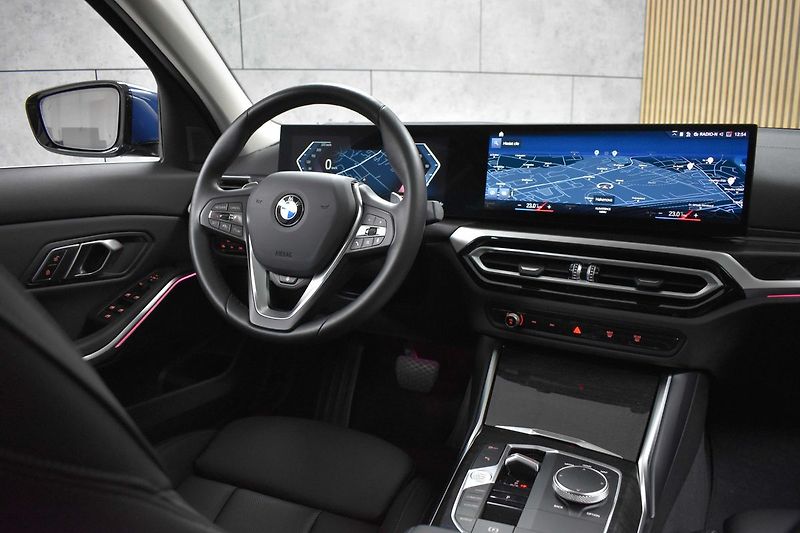 BMW Řada 3 320d xD NEZ.TOPENÍ*ACC*1MAJ*ČR - fotka 8 z 42
