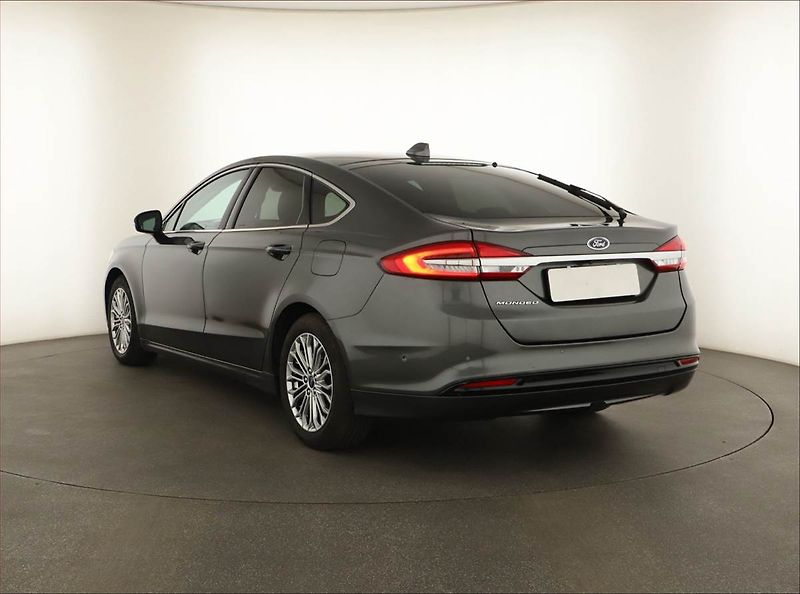 Ford Mondeo (2020) 2.0 EcoBlue, Automat, Kůže - fotka 4 z 18