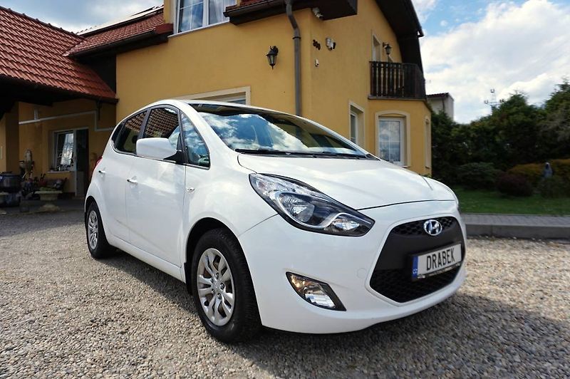 Hyundai ix20 (2017) ESSENTIAL 1,4 CVVT 66 kW - fotka 1 z 35