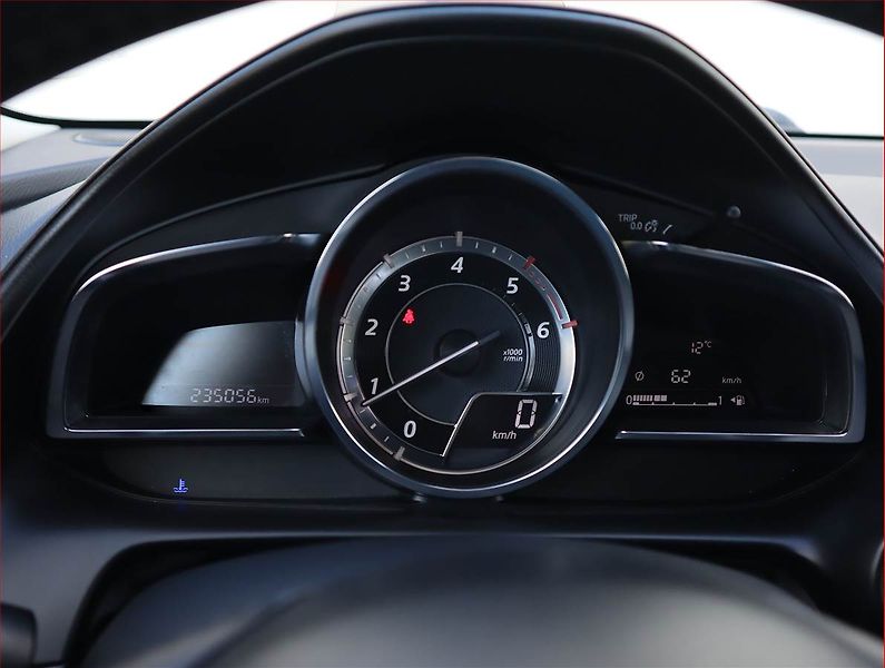 Mazda CX-3 (2016) 1.5 Skyactiv-D, Navi, Tempomat - fotka 11 z 21
