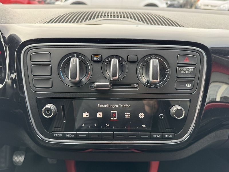 Škoda Citigo (2017) 1.0MPi Monte Carlo Bluetooth - fotka 14 z 48
