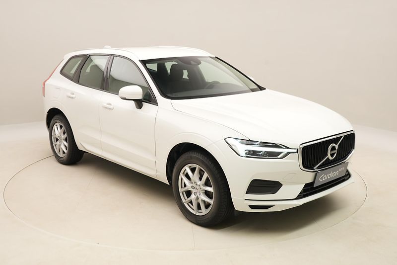 Volvo XC60 T5 MOMENTUM AUT CZ - fotka 16 z 43