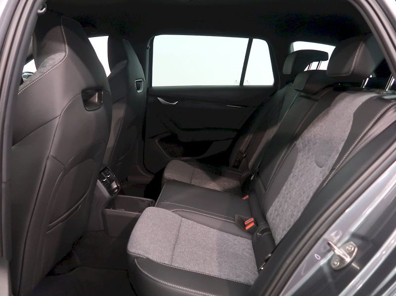 Škoda Octavia (2025) SPORTLINE 2.0TDI 110KW DSG - fotka 17 z 45