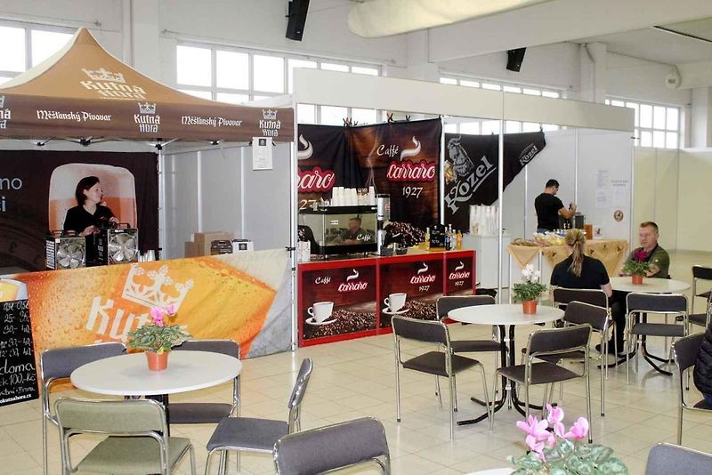 Autosalon Kola 2023 v Lysé v pátek 3. listopadu.