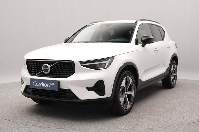 Volvo XC40 (2026) B3 AUT DARK PLUS - fotografie inzerátu