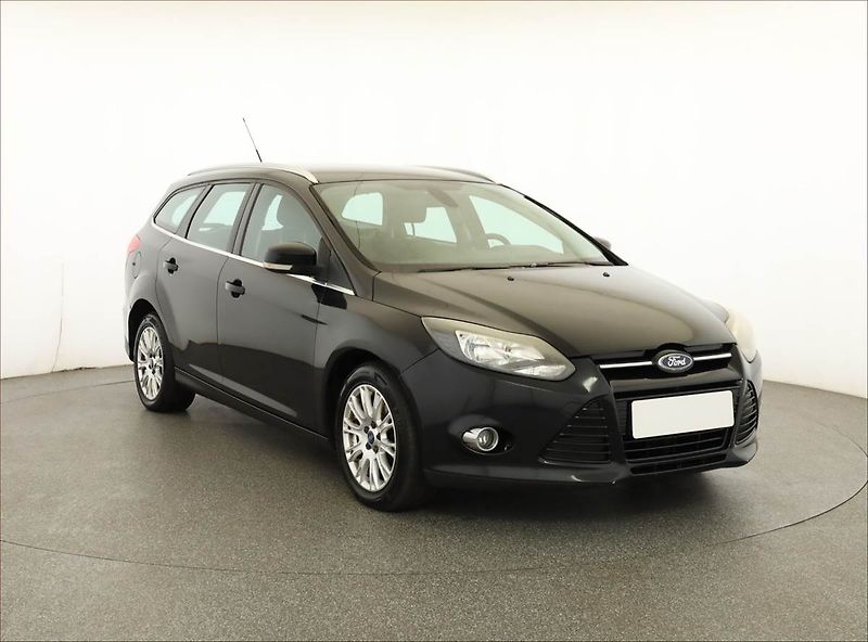 Ford Focus (2011) 1.6 TDCi, po STK - fotka 1 z 17