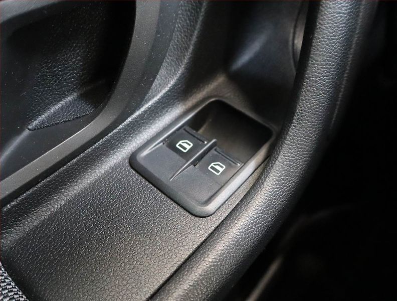 Škoda Fabia (2010) 1.2 12V, Serv.kniha, po STK - fotka 13 z 15