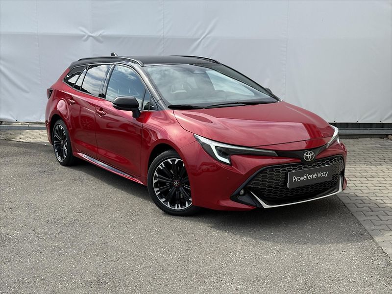 Toyota Corolla 2,0 GR Sport - fotka 3 z 20